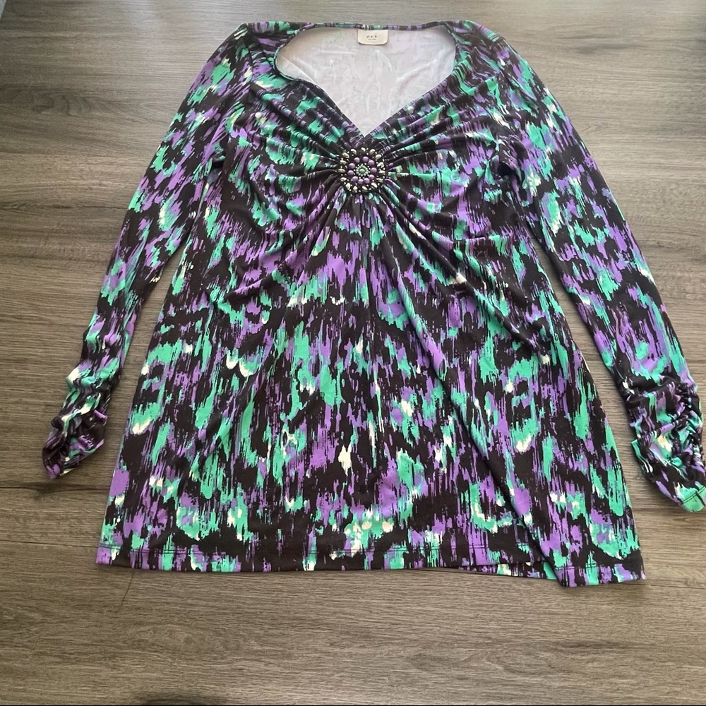 eci Purple/Green Abstract V neck Jeweled Brooch Tunic Sixe XL Art Ruched Y2K